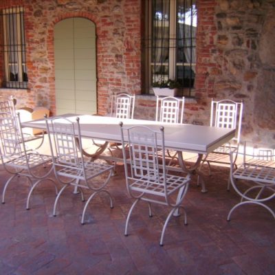 TAVOLO IN FERRO BATTUTO CON PIANO IN LAMIERA - ART 503 PEDZ -