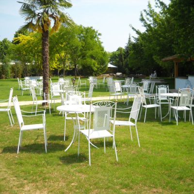 TAVOLO IN FERRO BATTUTO CON PIANO IN LAMIERA - ART 519 PEDZ -