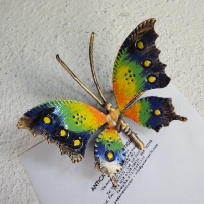 FARFALLA IN FERRO BATTUTO cm 8 x 5 - ART F 104 FR - colore n.20