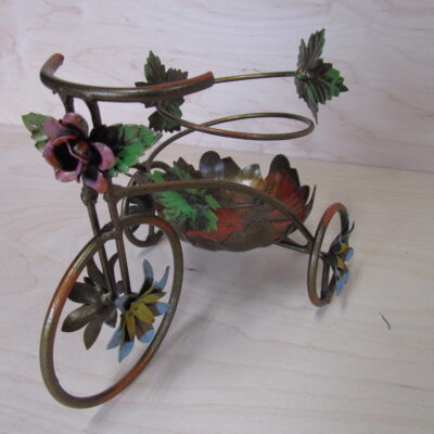 Triciclo porta bottiglia in ferro battuto da appoggio - ART TPB POL FER -