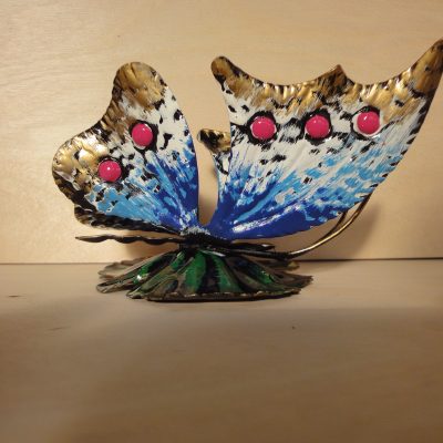 Farfalla porta buste in ferro battuto – ART F 016 PED – Colore n 18