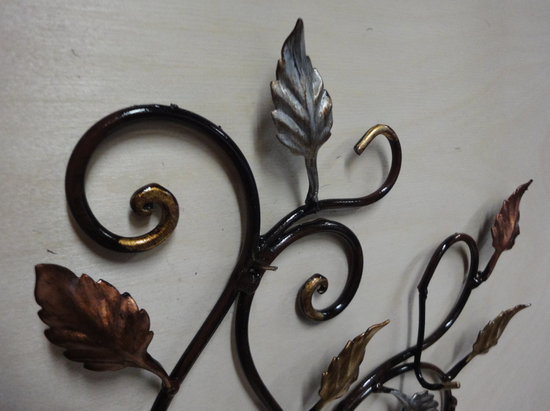 Porta chiavi o appendino da parete in ferro battuto albero della vita – ART  501 FR PED –